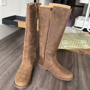 Teva Ellery Tall Waterproof leather boots, size 6